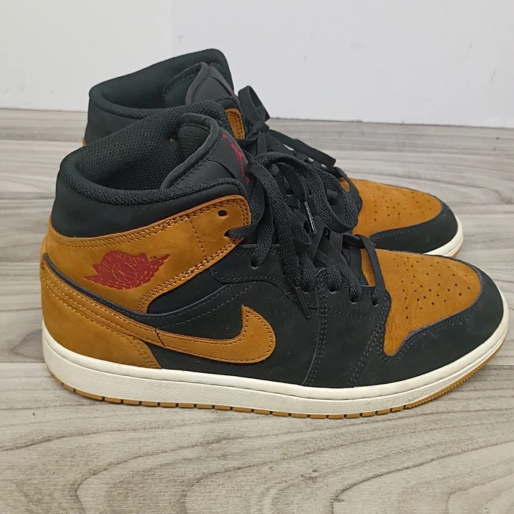 Nike Air Jordan 1 Mid SE Shoes  Black Flax Varsity Red HV4091-002 Men's Size 8